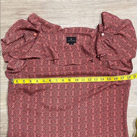 Worthington Deep Coral Ruffle Flutter Sleeve Blouse Small Medallion Print‎ - Picture 7 of 9